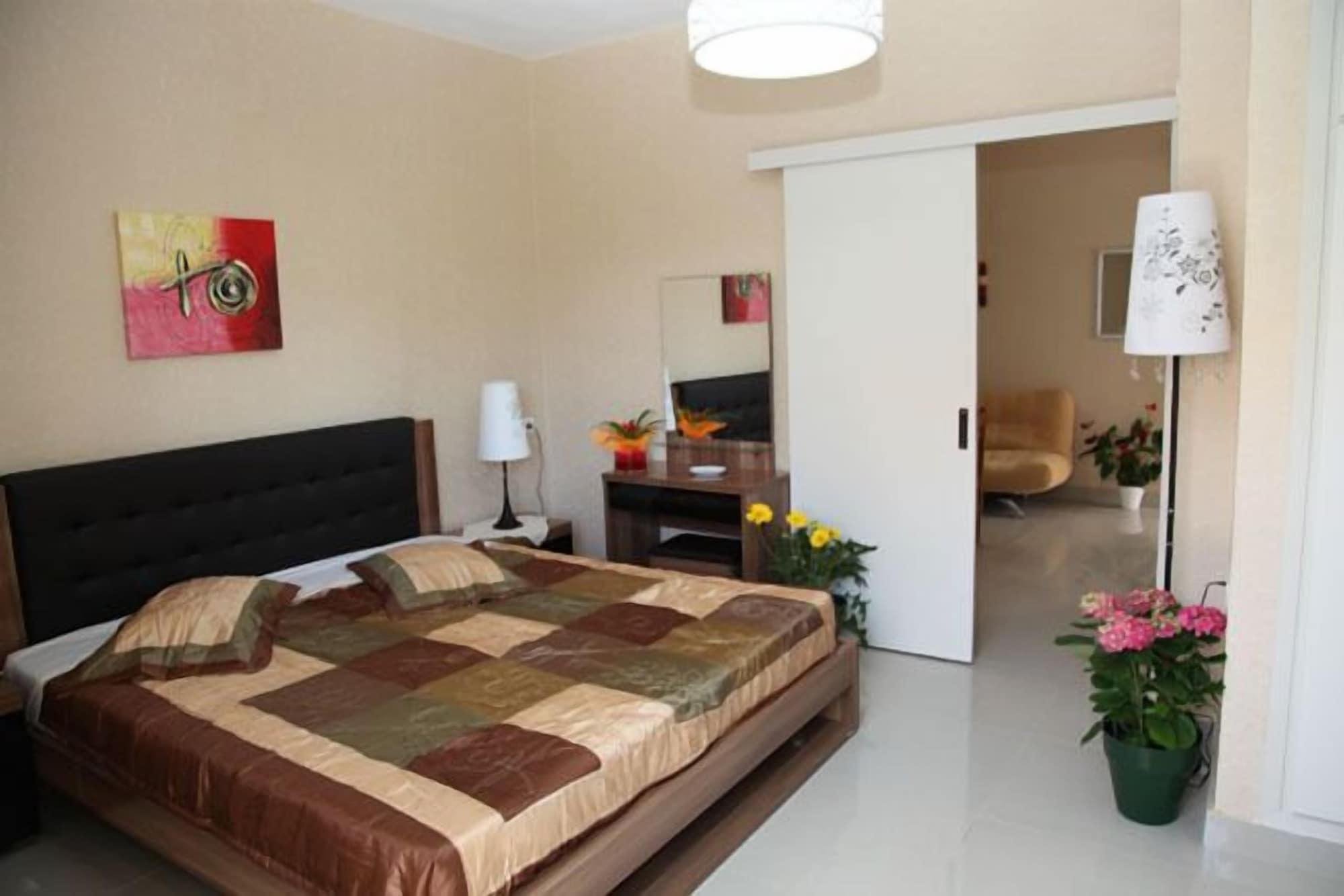 Ov Suites "By Checkin" Hersonissos  Dış mekan fotoğraf